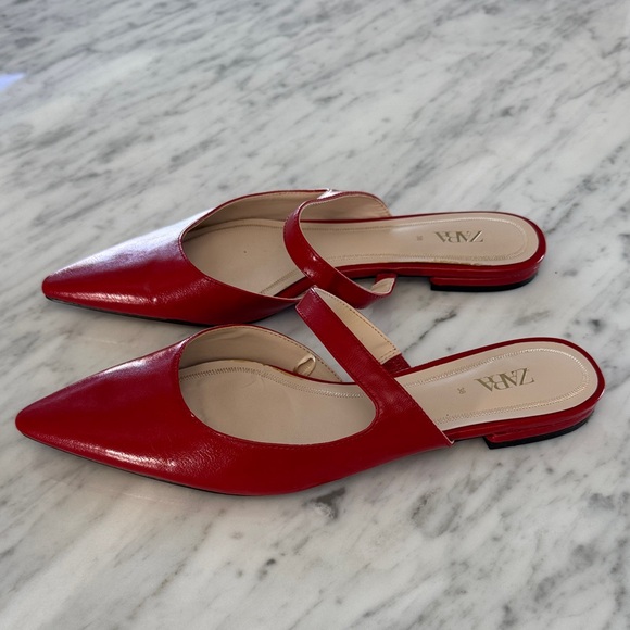 Zara Women's Vibrant Red Mules - Picture 2 of 5